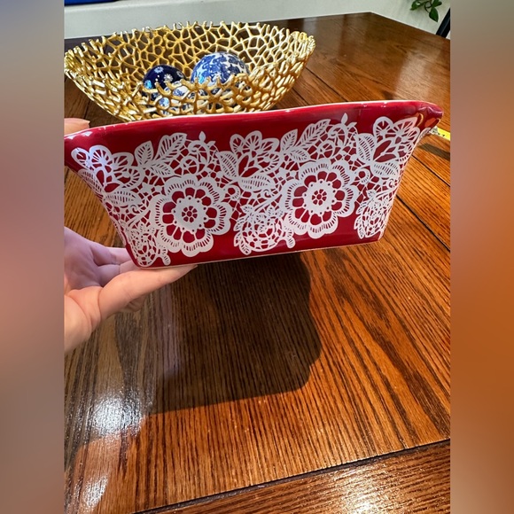 EUC Pioneer Woman Red Lace & Floral Stoneware Bakeware/Baking Dish, Used… - Picture 6 of 13